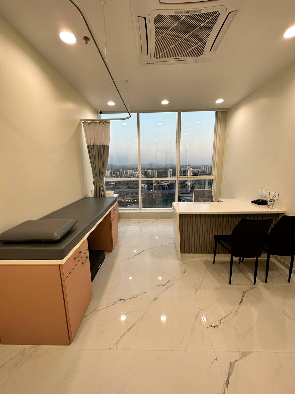 Cabin 04 – General Consultancy at CliniQube medical co-working space, Kharghar